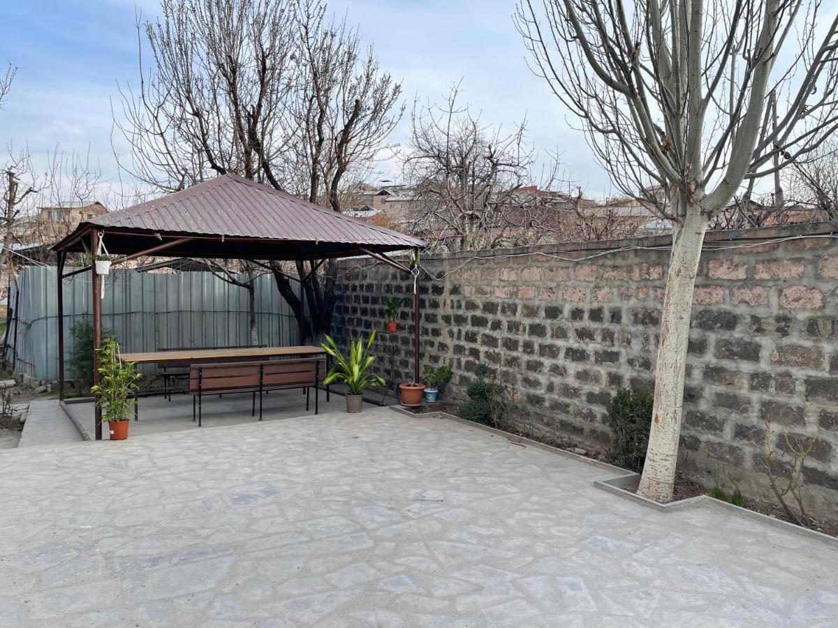 Noragyugh Guest House Yerevan Ngoại thất bức ảnh